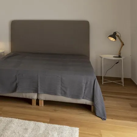 Apartment Flataid Apartmenthaus Brauhausstrasse *